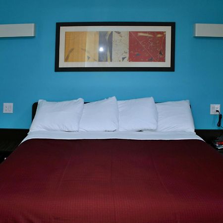 Relax Inn 프론트로얄 객실 사진